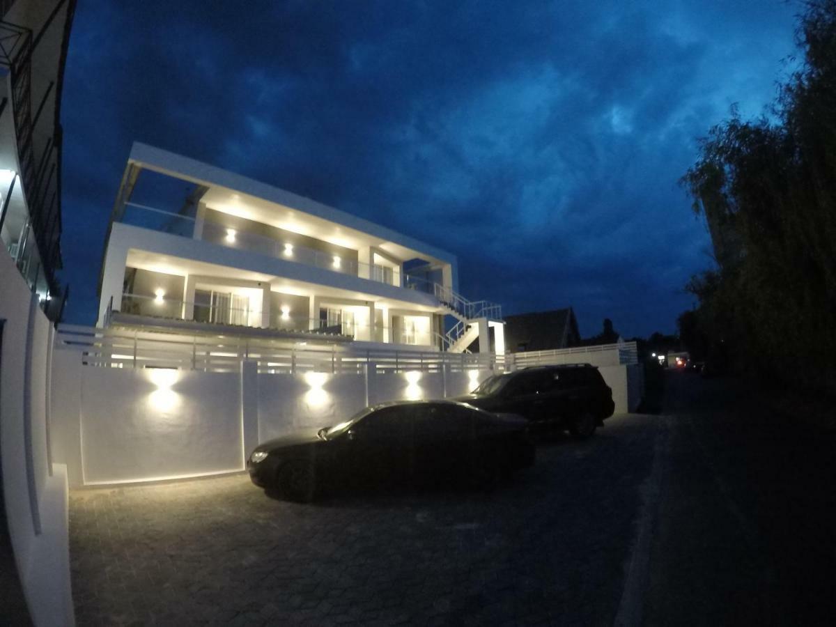 Zigzag Hotel Zatoka Kültér fotó