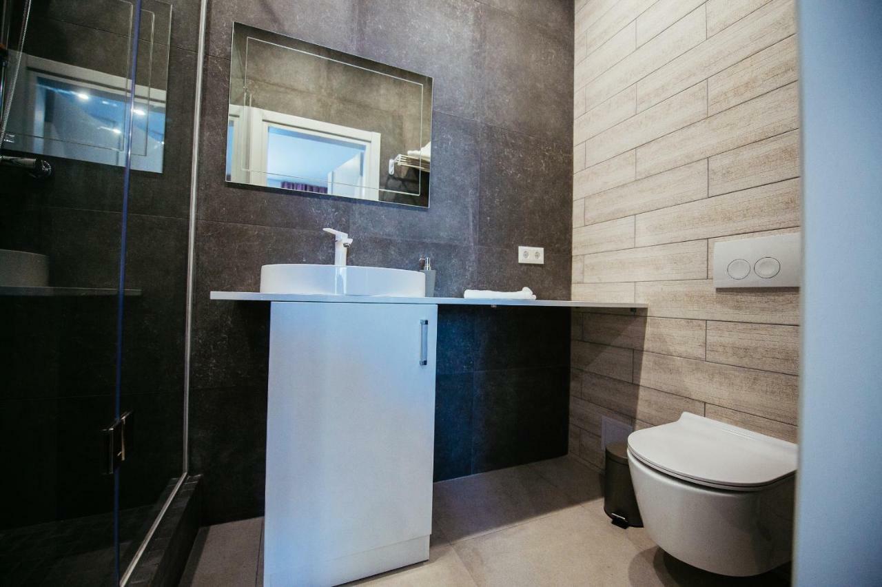 Zigzag Hotel Zatoka Kültér fotó