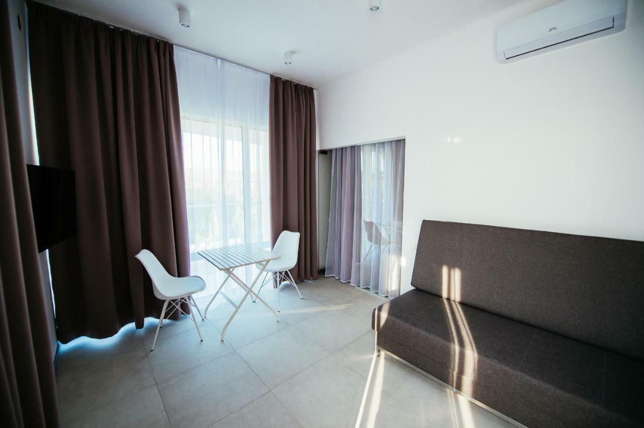 Zigzag Hotel Zatoka Kültér fotó