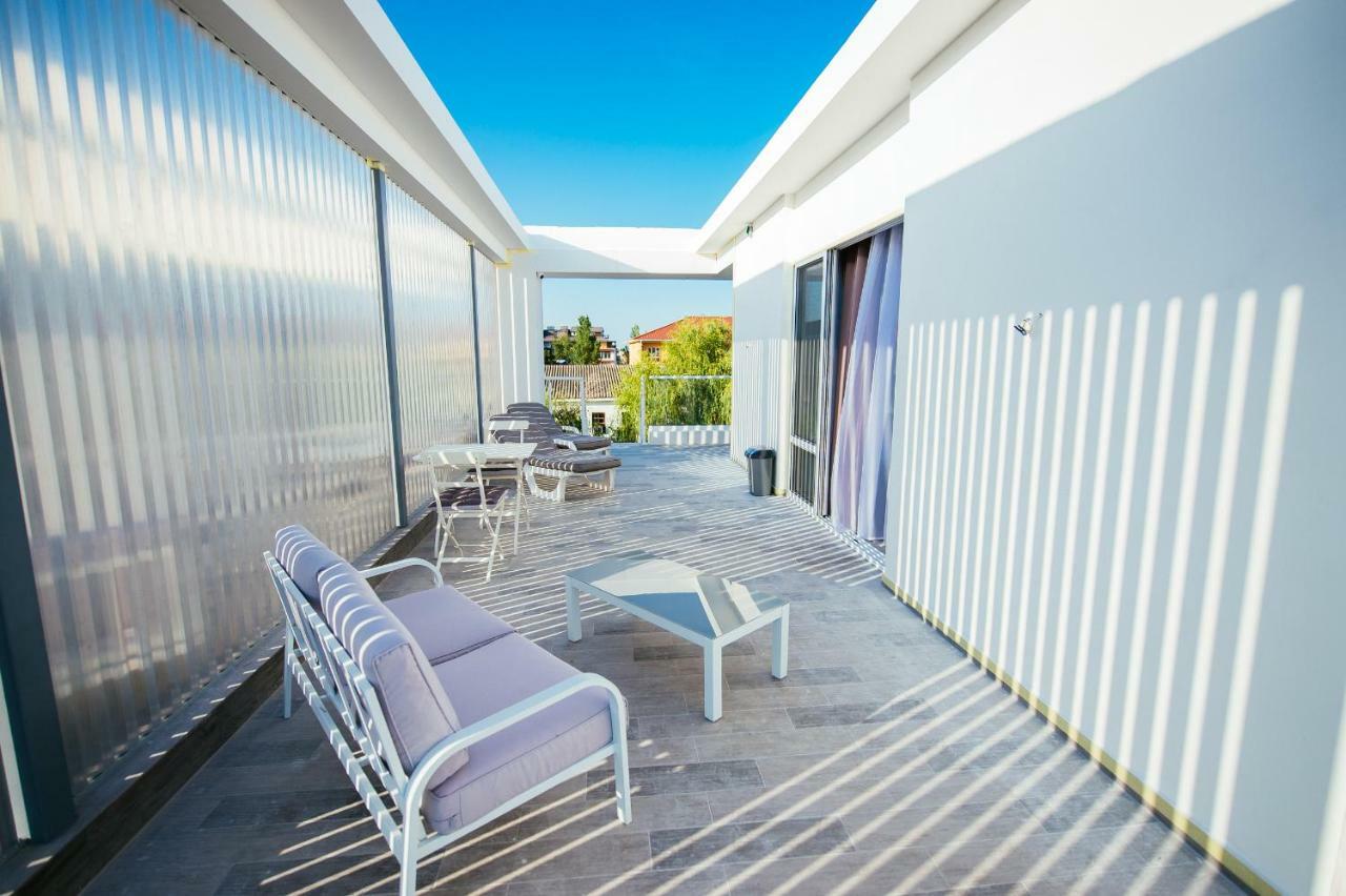 Zigzag Hotel Zatoka Kültér fotó